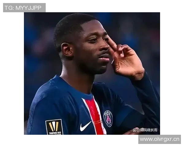 登贝莱荣归故里埃夫勒市展现金球奖荣耀回顾成长之路